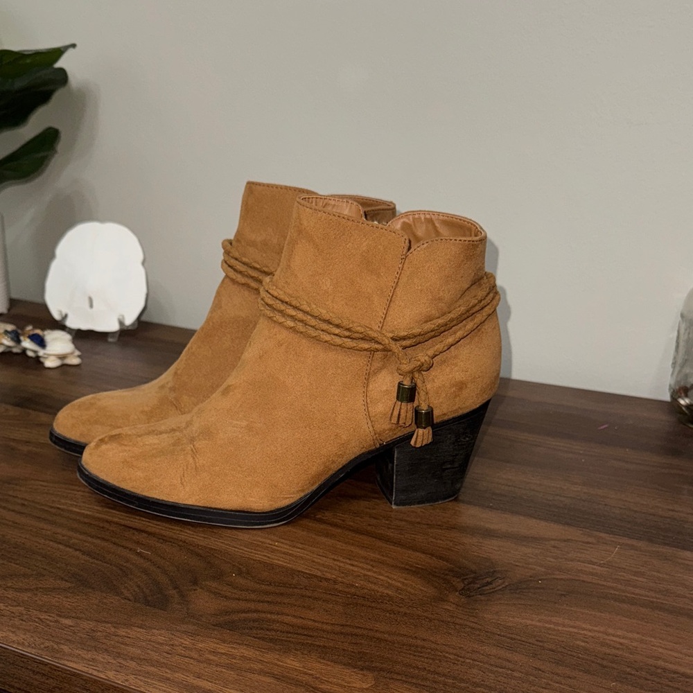 BAMBOO Tan Ankle Boots with Braided Detail